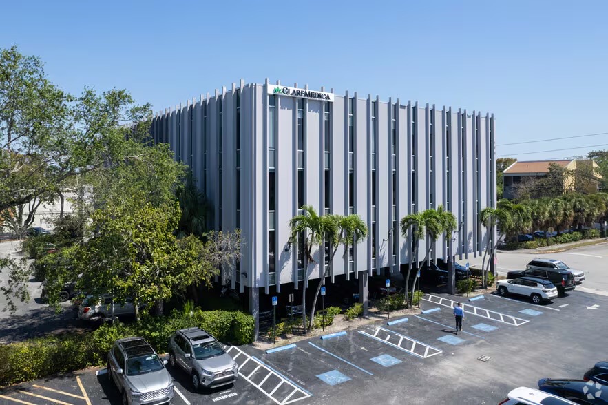 Exterior of the ClareMedica building at 5901 SW 74th St, South Miami — AMMA Aesthetics is located in Suite 302
